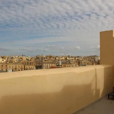 Sant'ursula بيت للعطل