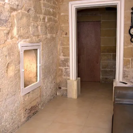 Sant'ursula بيت للعطل