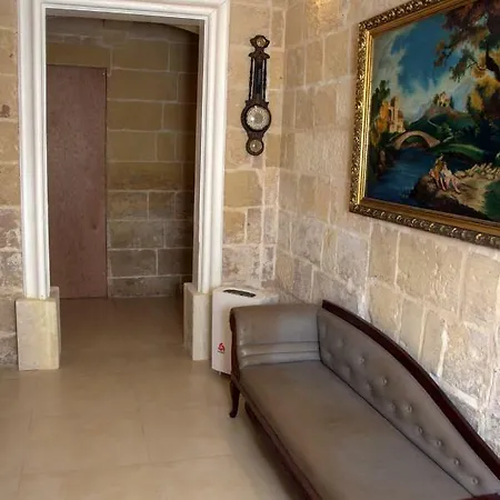 Sant'ursula * سنجليا